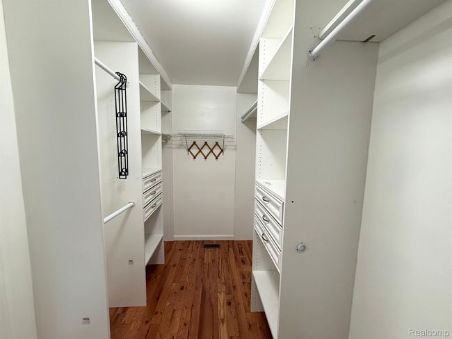 28975 Hearthstone Dr, House other with 4 bedrooms, 5 bathrooms and null parking in Novi MI | Image 23