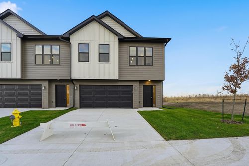 1382 Meadow Rose Pl, Waukee, IA, 50263-7909 | Card Image