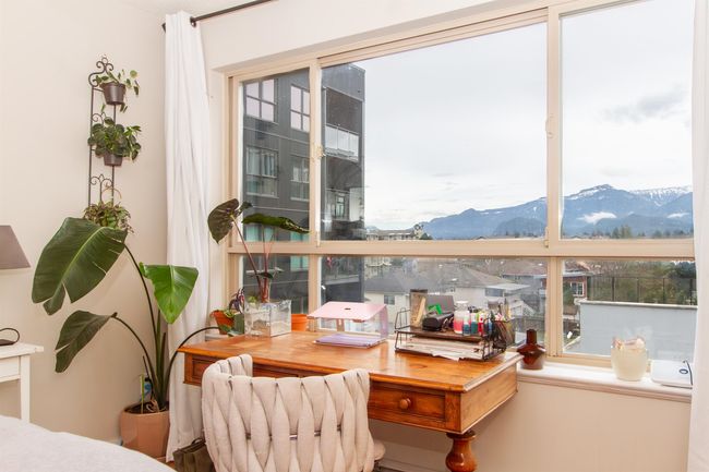 305 - 38003 Second Avenue, Condo with 2 bedrooms, 2 bathrooms and 1 parking in Squamish BC | Image 10