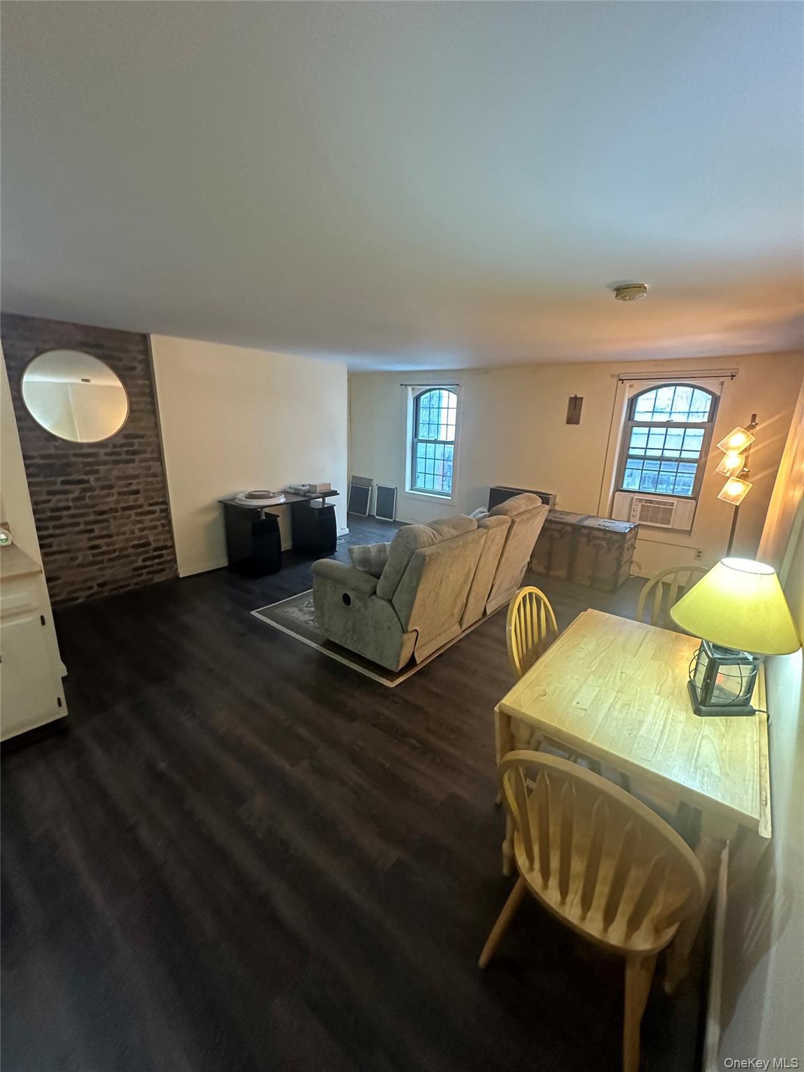 Residential Lease in Chester Town 5