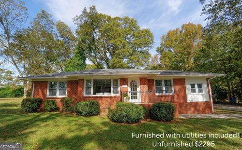 370 Georgia Ave, Fayetteville, GA, 30214-1717 | Card Image