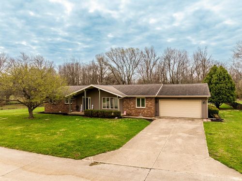 4001 Robinwood Dr, Muncie, IN, 47304-2876 | Card Image