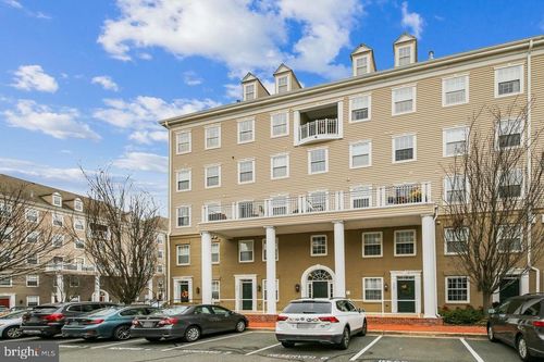 apt-305-305 S Payne St, ALEXANDRIA, VA, 22314-5927 | Card Image