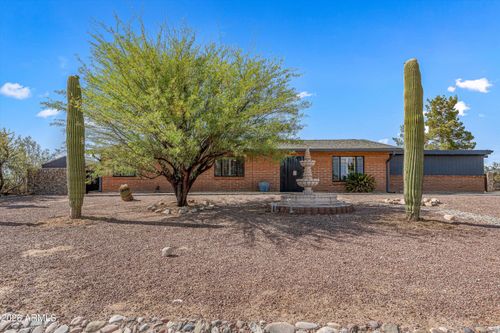5845 N Calle Tiburon, Tucson, AZ, 85704-1725 | Card Image