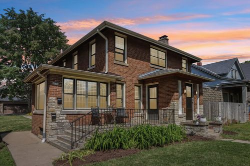 1571 S 74th St, WEST ALLIS, WI, 53214-4727 | Card Image