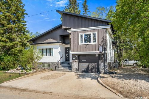 401 1 St Ne, Watson, SK, S0K2A1 | Card Image