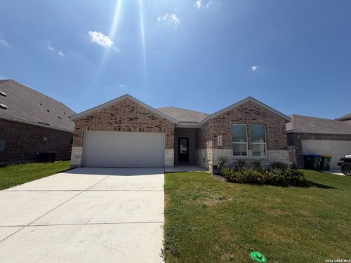 8908 San Carlos, Seguin, TX, 78155-3995 | Card Image
