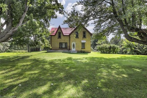 15772 Turin Line, Bothwell, ON, N0P1C0 | Card Image