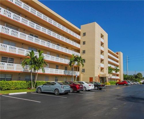 301-101 Se 3rd Ave, Dania Beach, FL, 33004-3746 | Card Image