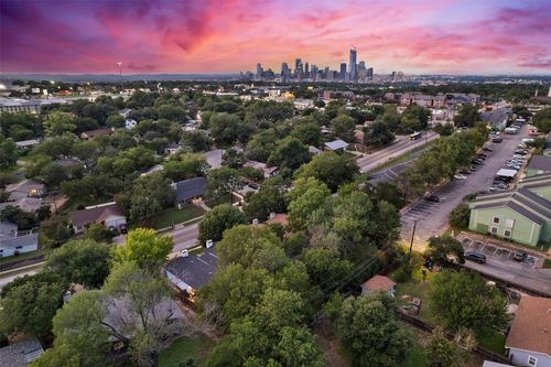 a-2503 Parker Ln, Austin, TX, 78741-5664 | Card Image