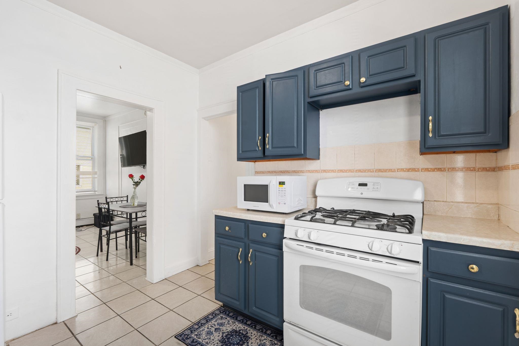 Residential Lease in North Bergen 5