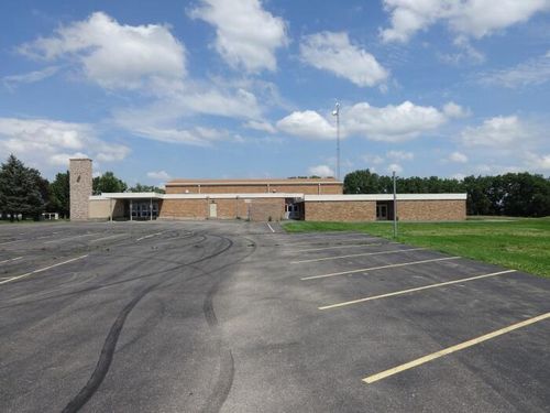 2442 W County Road Q, Beloit, WI, 53511 | Card Image
