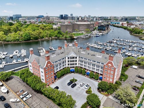 311-43 Harbor Dr, Stamford, CT, 06902-7469 | Card Image