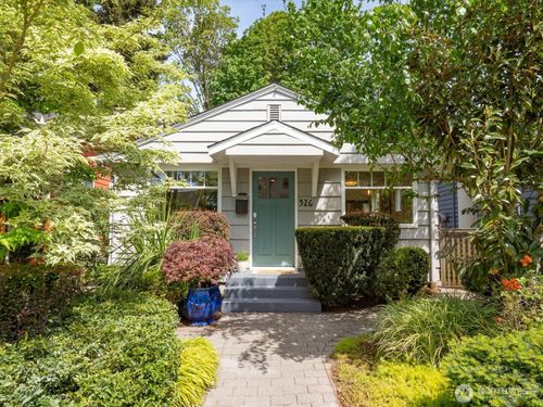 526 N 84th St, Seattle, WA, 98103-4310 | Card Image