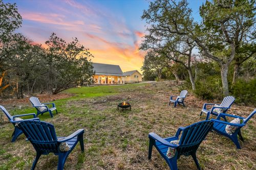 335 Deer Creek Dr, San Marcos, TX, 78666-1827 | Card Image