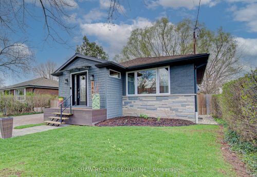 1486 Augustine Drive, Burlington, ON, L7P2N2 | Card Image