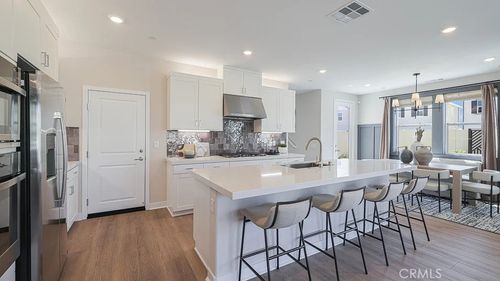 2164 Aneto Way, Santa Paula, CA, 93060-1860 | Card Image