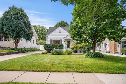 3940 Xenwood Ave S, Saint Louis Park, MN, 55416-2842 | Card Image