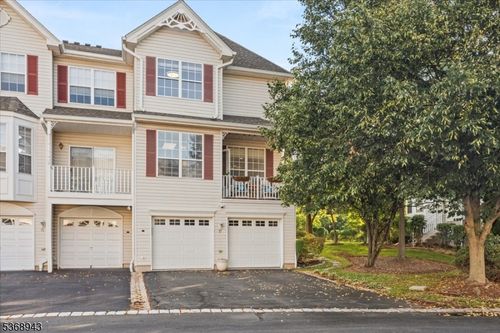 17 Cummington Ln, Flemington, NJ, 08822-3503 | Card Image