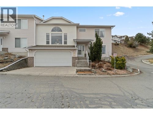 32-2022 Pacific Way, Kamloops, BC, V1S1T1 | Card Image