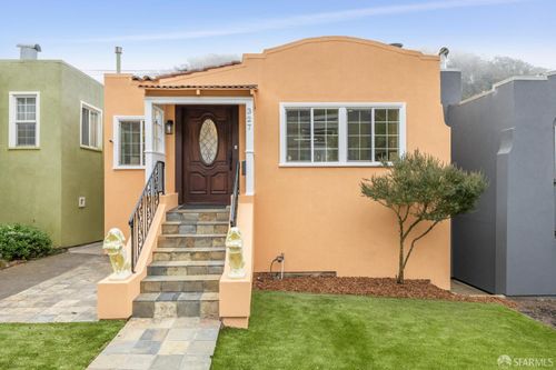 327 Ulloa St, San Francisco, CA, 94127-1228 | Card Image
