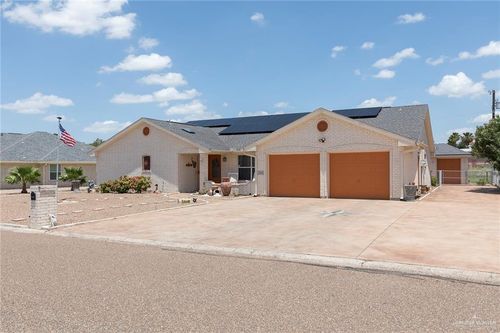 7416 Golf Dr, Mission, TX, 78572-8958 | Card Image
