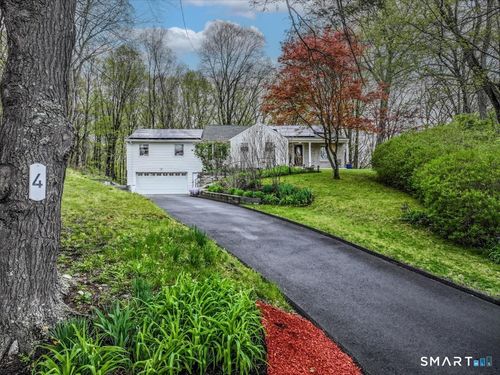 4 Farrell Rd, Newtown, CT, 06470-1201 | Card Image