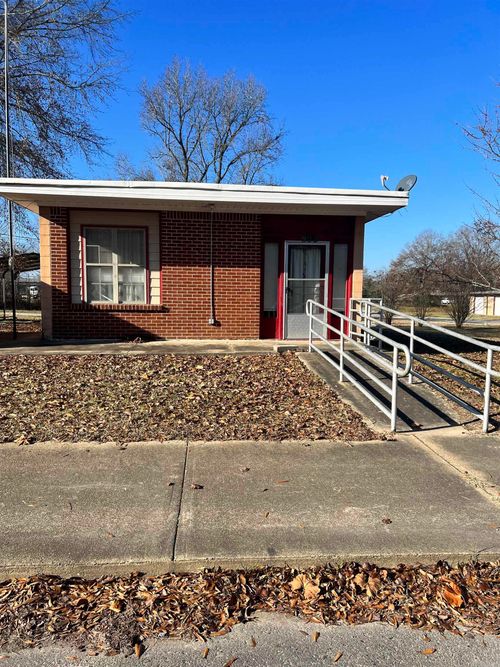 803 Main, Leola, AR, 72084 | Card Image