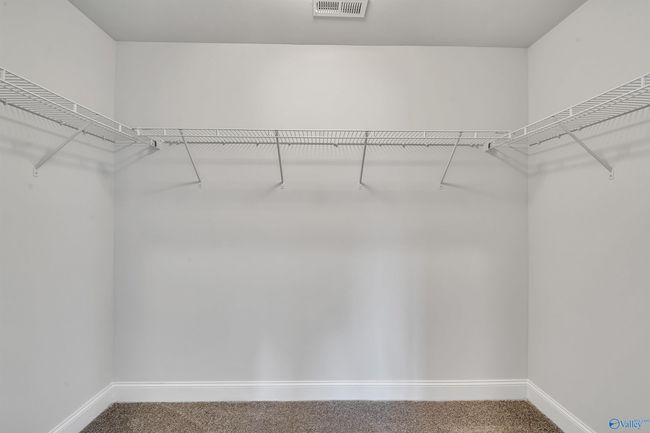 6105 Eagle Point Cir Se, House other with 3 bedrooms, 2 bathrooms and null parking in Owens Cross Roads AL | Image 19
