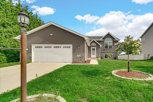 2658 Arran Quay Ter, Valparaiso, IN, 46385-8293 | Card Image