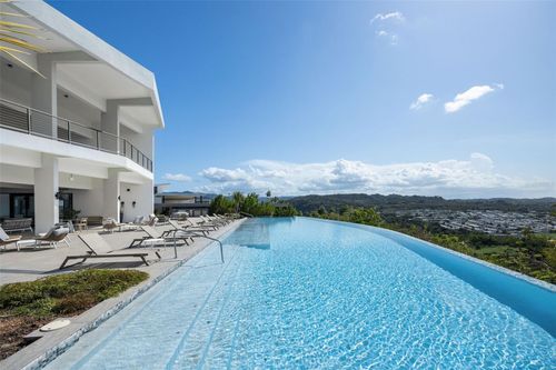 Monte Azul 193, GUAYNABO, PR, 00969 | Card Image