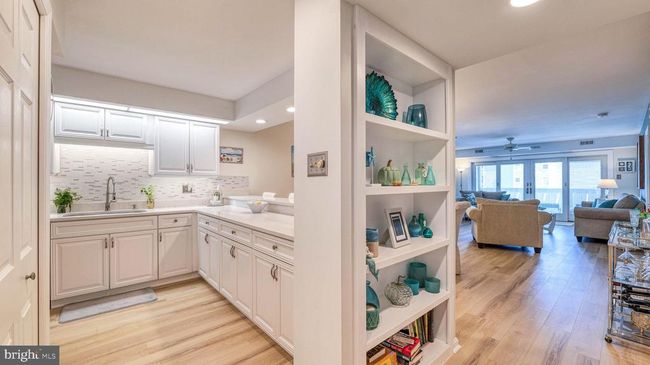 APT-1203 - 4800 Harbor Beach Blvd, Condo with 2 bedrooms, 2 bathrooms and null parking in Brigantine NJ | Image 11