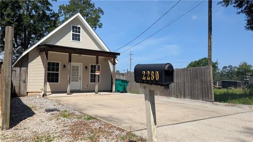 2088 3rd St, Mandeville, LA, 70471-6425 | Card Image