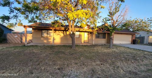 7639 E Paseo Hermoso, Prescott Valley, AZ, 86314-5512 | Card Image