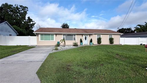 7518 Blossom Ave, TAMPA, FL, 33614-3104 | Card Image