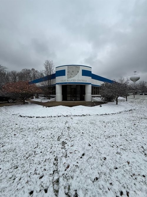 143 Commerce Dr, Loveland, OH, 45140-7727 | Card Image