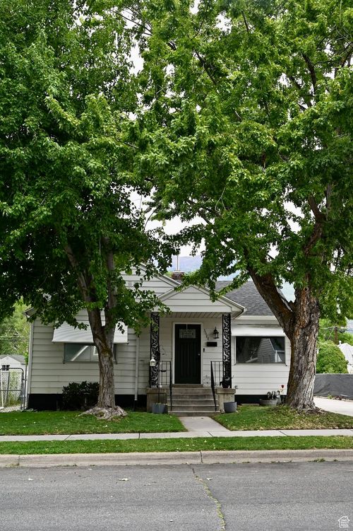 3684 Adams Ave, South Ogden, UT, 84403-1722 | Card Image