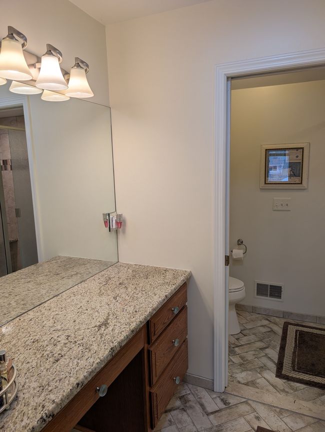 Other side of Master Vanity area | Image 21