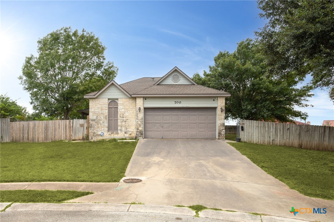 Ashley Ct, San Marcos, TX 78666