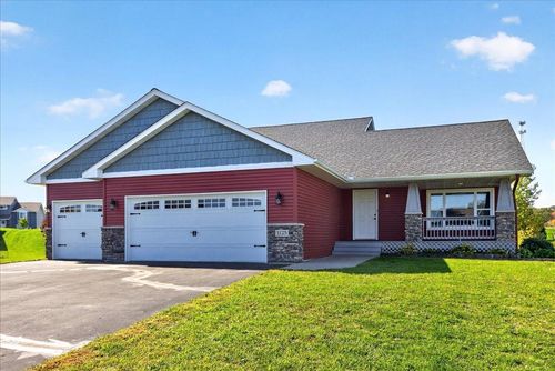 1125 Wyoming St, Roberts, WI, 54023-8641 | Card Image