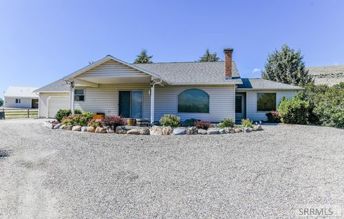 7 Kossler Ln, Salmon, ID, 83467-5219 | Card Image