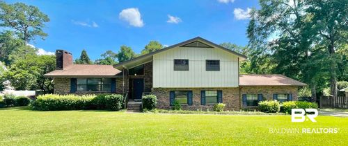 104 Fairway Dr, Brewton, AL, 36426-2906 | Card Image