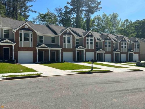 531 Maggie Ln, Jonesboro, GA, 30238-3405 | Card Image