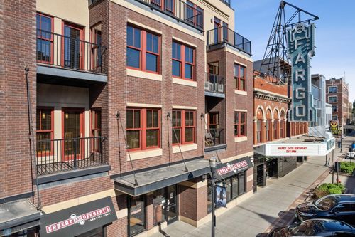 204-300 Broadway N, Fargo, ND, 58102-4720 | Card Image