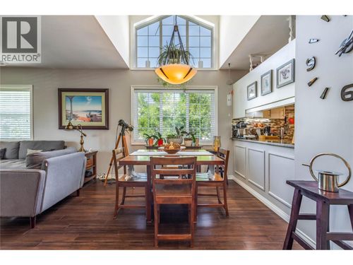 218-2370 Stillingfleet Rd, Kelowna, BC, V1W3X8 | Card Image