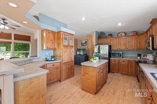 16635 Bates Creek Rd, House other with 3 bedrooms, 2 bathrooms and 2 parking in Oreana ID | Image 13