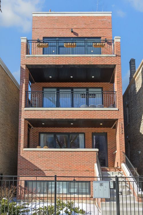 3-1018 N Wood St, CHICAGO, IL, 60622-3261 | Card Image