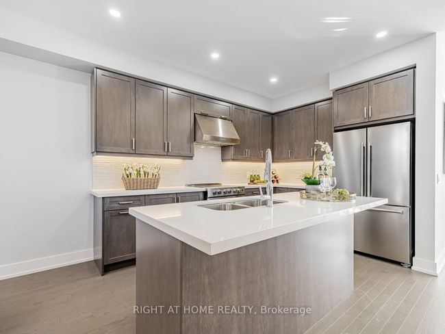 12 York Downs Blvd, House other with 4 bedrooms, 3 bathrooms and 1 parking in Markham ON | Image 10