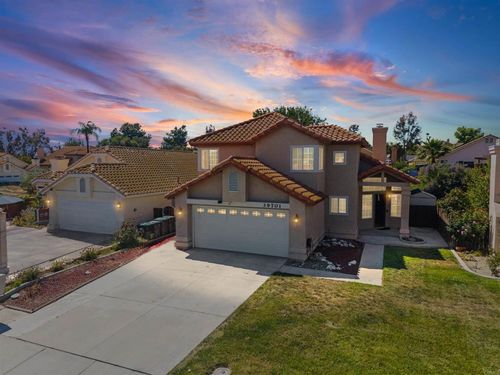 39701 Kilkare Circle, Murrieta, CA, 92562 | Card Image