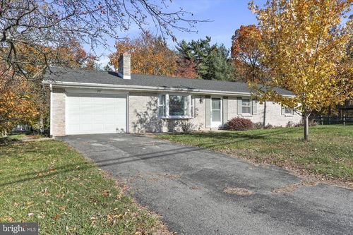 207 University Drive Drive, MONT ALTO, PA, 17237 | Card Image